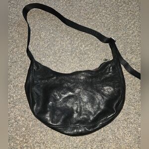 Baggu Uncle Bag Leather Medium Crescent